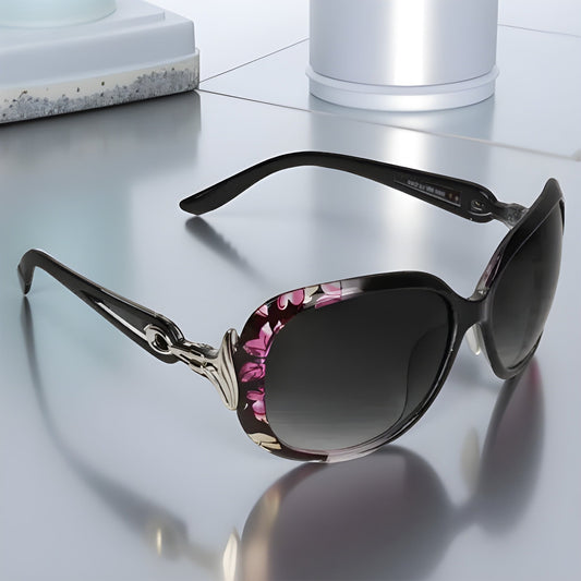 Stylish Women’s Sunglasses